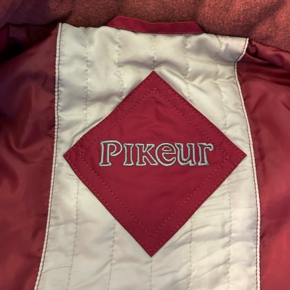 Women's Plum Puffer Vest with Faux Fur Trim - Picture 7 of 9